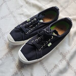 Cariuma‎ OCA Low Canvas Black Unisex Sneakers Men’s 8.5 Women’s 10 GUC